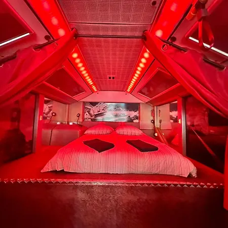 Apartment Sejour Insolite En Bus Amenage A *