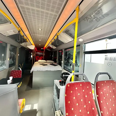 Sejour Insolite En Bus Amenage A Апартаменты *