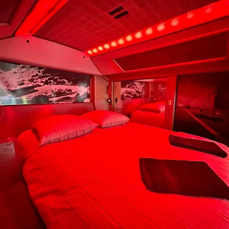 Sejour Insolite En Bus Amenage A * Berck